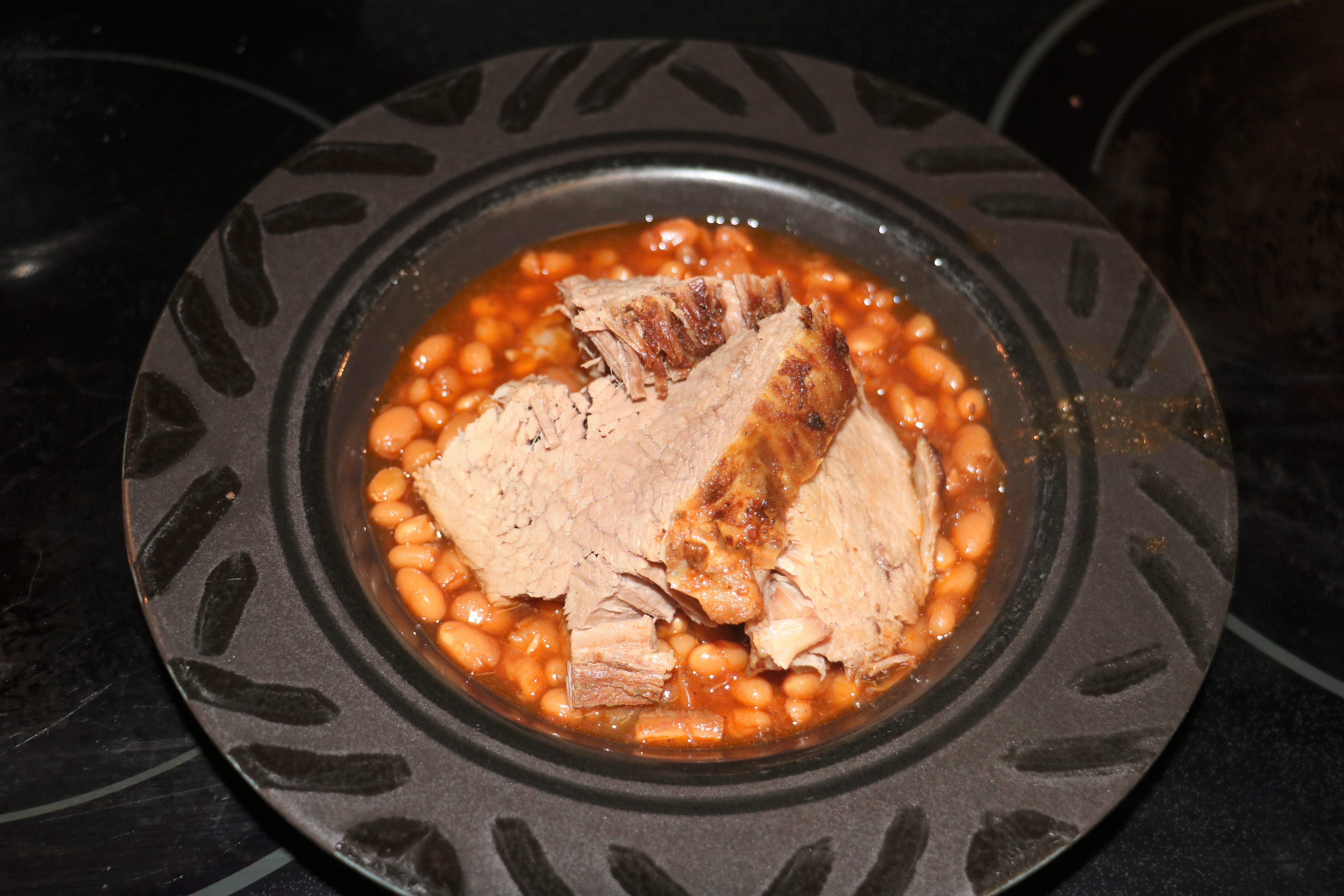 Beef with Navy Beans 
